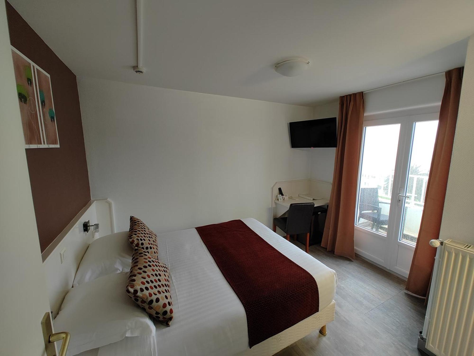 Logis Hotel Les Bleuets Royan Kültér fotó