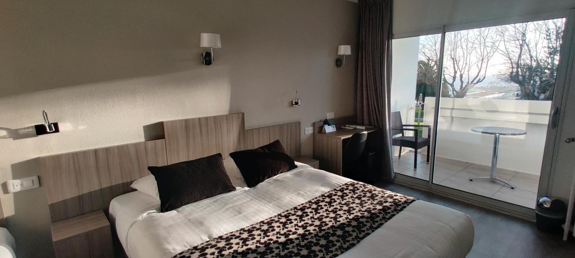 Logis Hotel Les Bleuets Royan Kültér fotó