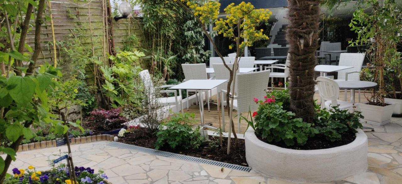 Logis Hotel Les Bleuets Royan Kültér fotó
